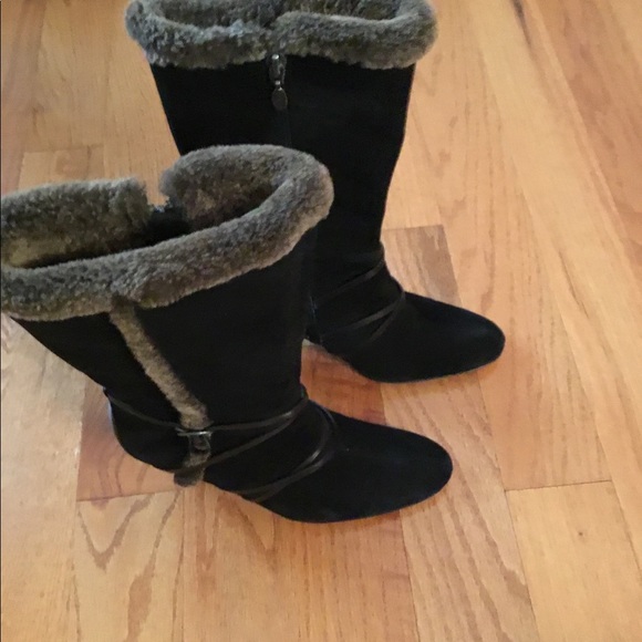 SALE - Circa Joan & David black suede booties Size 7.5 - Picture 4 of 8